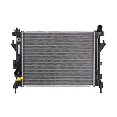 Un buen precio. 632*398*32mm Tamaño del núcleo Partes de repuesto automáticas del sistema de refrigeración para Audi A4 8E0121251P en línea