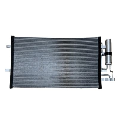 Un buen precio. 2000-2007 Año OE NO. 9M5919710AA Sistema de refrigeración de piezas de repuesto de automóviles Condensador de aire acondicionado para Ford FOCUS EDGE MONDEO III Limousine en línea