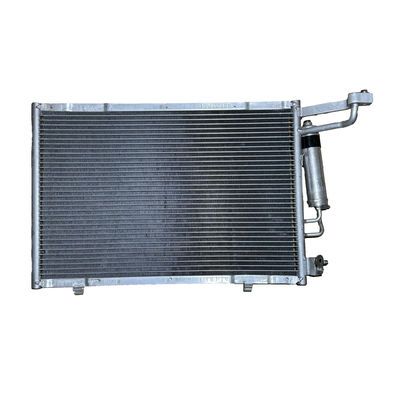 Un buen precio. Condensador del sistema de enfriamiento de piezas de automóviles para Ford ECOSPORT AV1119710HB AV1119710BB AV1119710HA AV1Z19712D en línea