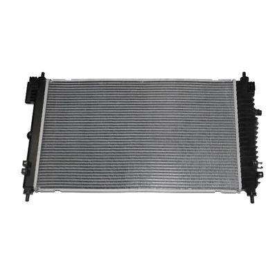 Un buen precio. No OE 26395962 2017-2021 Radiador de aluminio para Chevrolet Cavalier y Buick EXCELLE MT en línea