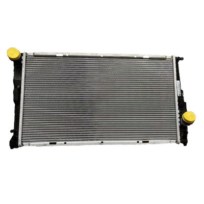 Un buen precio. 17117547059 Sistema de refrigeración de piezas de automóviles para BMW X1 E82 E84 E88 E89 E90 E91 E92 E93 Z4 en línea
