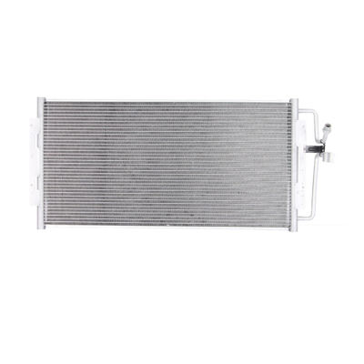Un buen precio. Sistema de refrigeración de piezas de automóvil Condensador de aire acondicionado de automóvil para Buick Regal 1999-2008 en línea