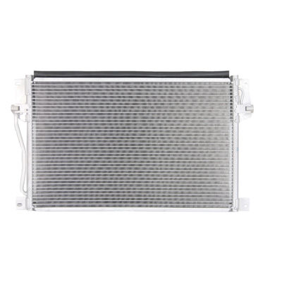 Un buen precio. Condensador de aire acondicionado para automóviles de alta potencia para VOLVO C70 S70 9171271 30665225 6849575 en línea