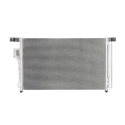 Un buen precio. 08283031 Sistema de refrigeración automotriz Condensador de aire acondicionado para automóviles Hyundai Santa Fe en línea
