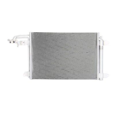 Un buen precio. Condensador de aire acondicionado para Audi A3 VW Golf 1K0820411GB 1F8 en línea
