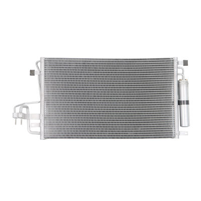Un buen precio. El condensador de CA 976062E100 97606-2E100 para el Hyundai TUCSON SPORTAGE ATOS MX 01 2005-2006 en línea