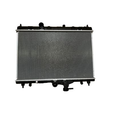 Un buen precio. 21410ED500 Repuestos para automóviles Refrigerador de refrigerante del motor del automóvil para Nissan Sylphy Tiida MT 214101FD0A en línea