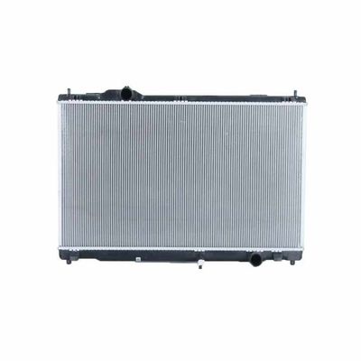 Un buen precio. Radiador de aluminio para REIZ 2015- TOYOTA CROWN 164000P090 164000P091 1640031360 1640031361 en línea
