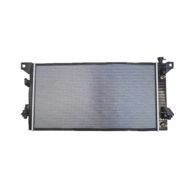 Un buen precio. Radiador de aluminio personalizado para Ford Expedition Lincoln NAUTILUS 9L3Z8005B 9L3Z8005BCP en línea