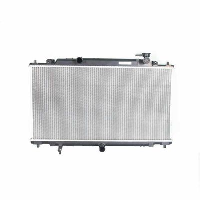Un buen precio. Radiador de aluminio para el Mazda ATENZA 2.0 2.5 PE1115200 PE1115200A PE1115200B PE1116200B en línea