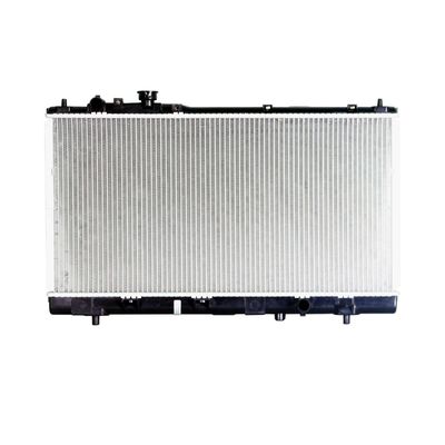 Un buen precio. Refrigerador de refrigerante del motor del automóvil Radiador de aluminio para Mazda Premacy 1.8 MT Sistema de refrigeración en línea