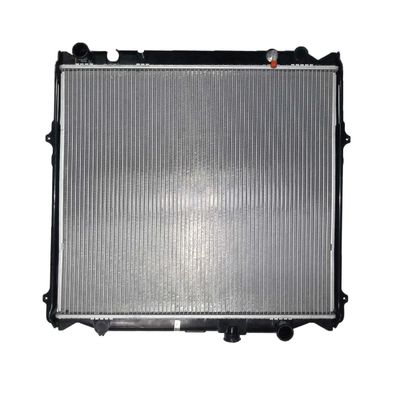 Un buen precio. 1640067140 refrigerador de refrigerante Radiador de aluminio para TOYOTA Land Cruiser Prado 3.0 1997-2002 en línea